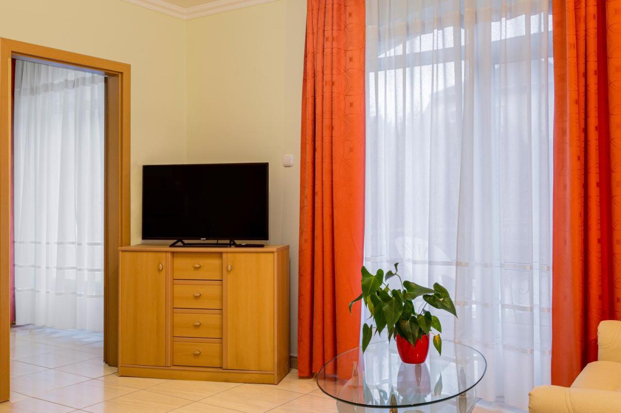 Aqua Blue Hotel Hajdúszoboszló Εξωτερικό φωτογραφία