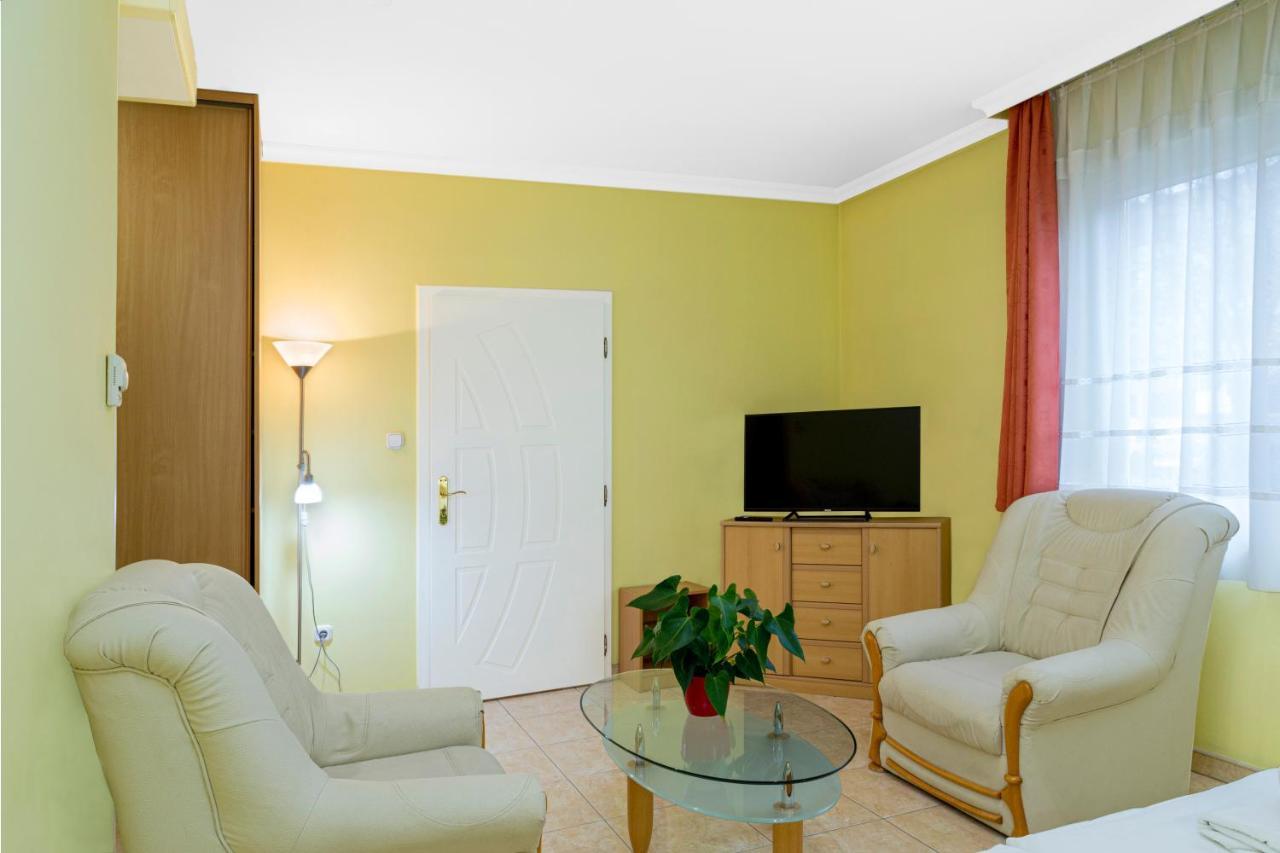 Aqua Blue Hotel Hajdúszoboszló Εξωτερικό φωτογραφία