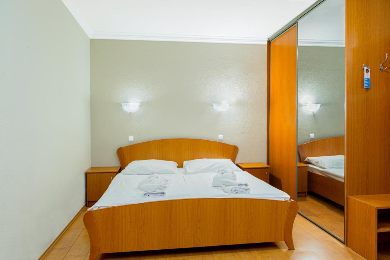 Aqua Blue Hotel Hajdúszoboszló Εξωτερικό φωτογραφία