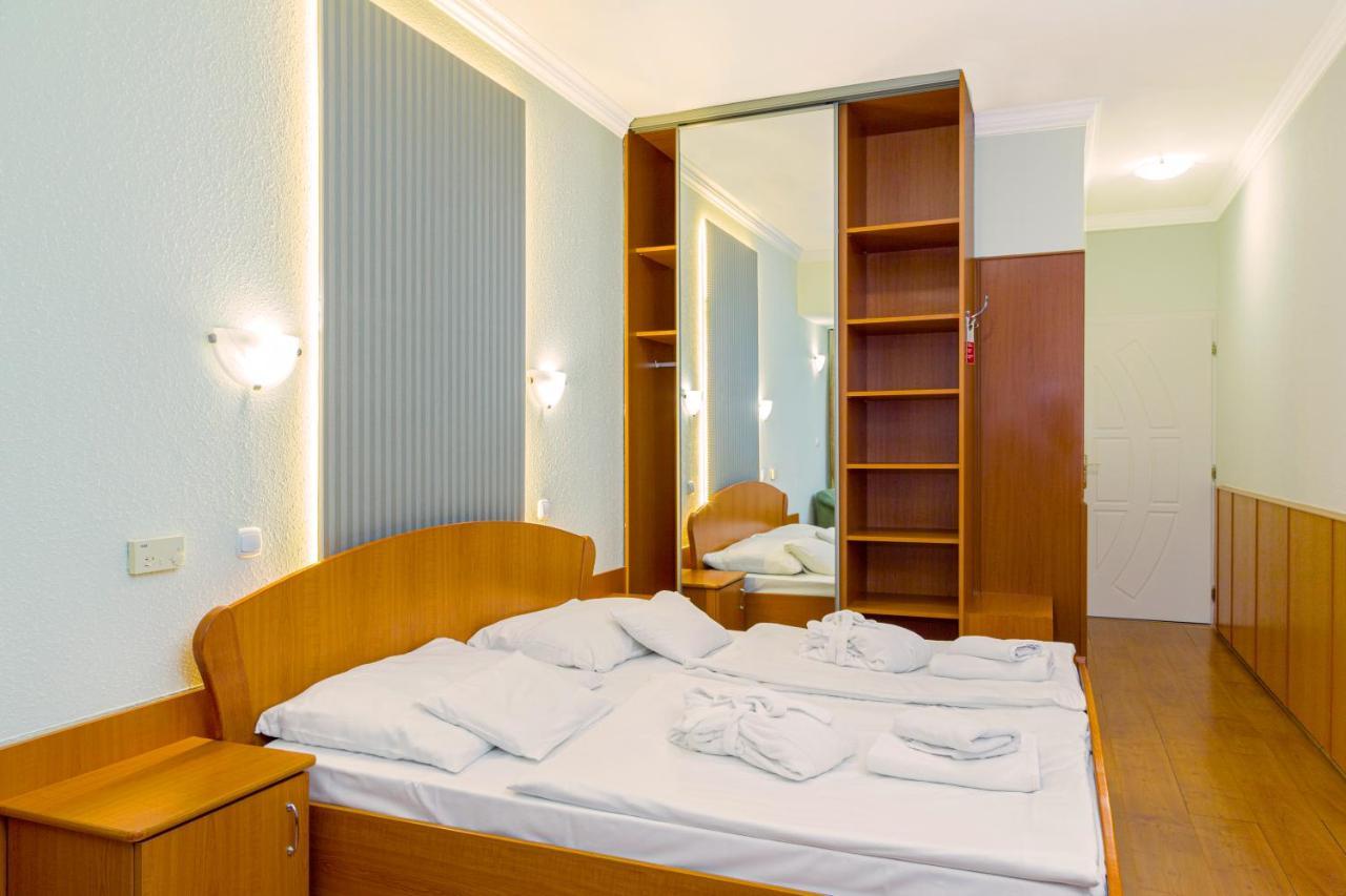 Aqua Blue Hotel Hajdúszoboszló Εξωτερικό φωτογραφία