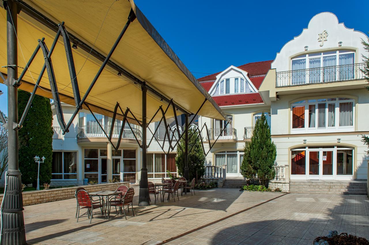 Aqua Blue Hotel Hajdúszoboszló Εξωτερικό φωτογραφία